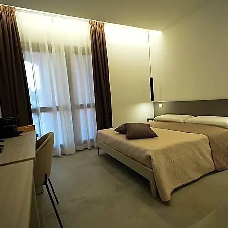 Domus Smeralda 4*