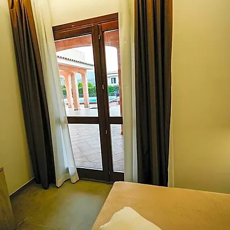بيت ضيافة Domus Smeralda
