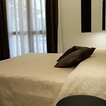 Domus Smeralda 3*