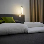 Domus Smeralda 3*
